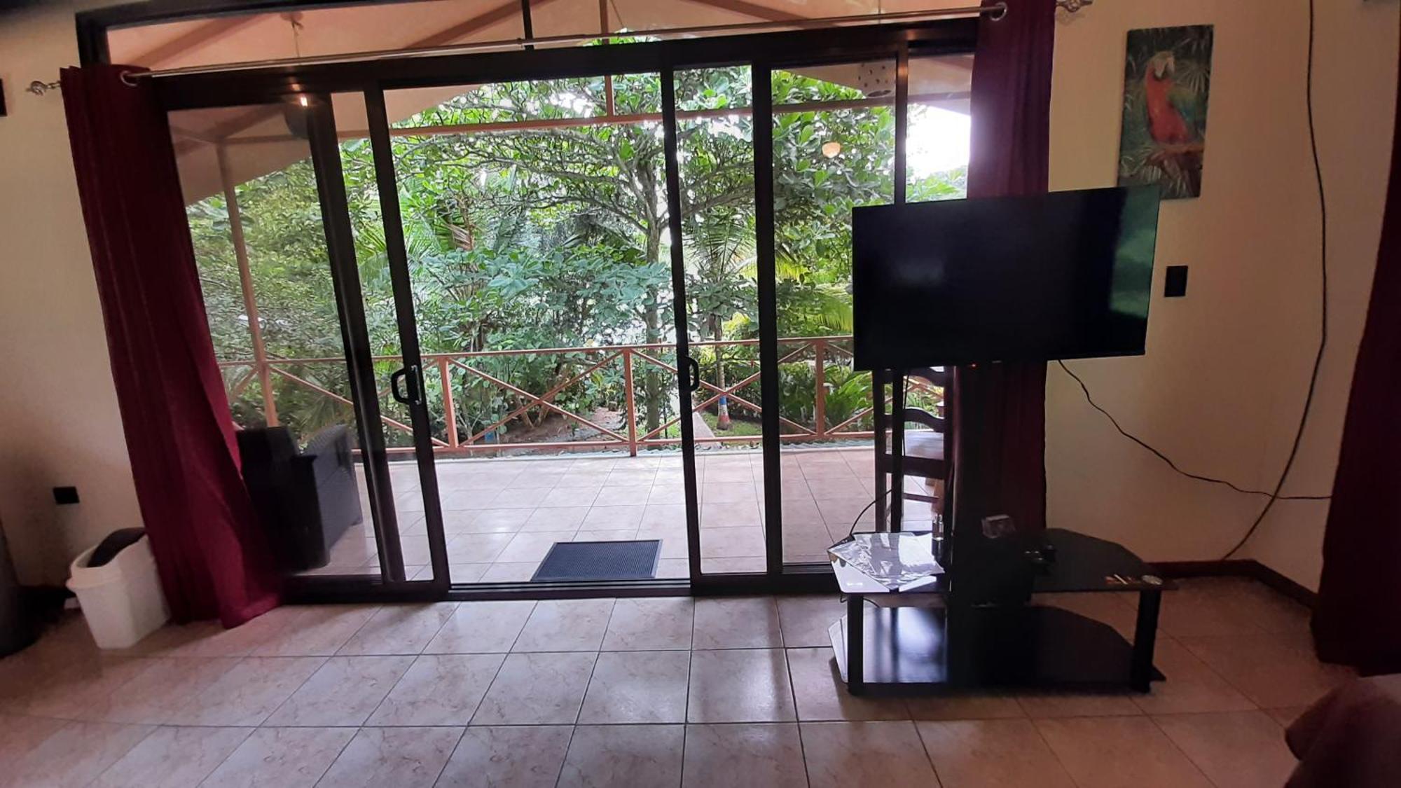 Casa Martina Lägenhet Cahuita Exteriör bild