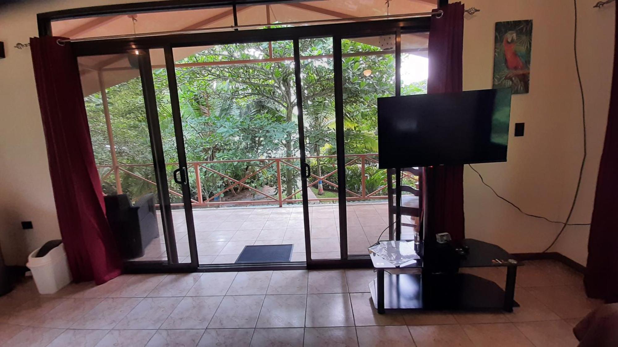 Casa Martina Lägenhet Cahuita Exteriör bild